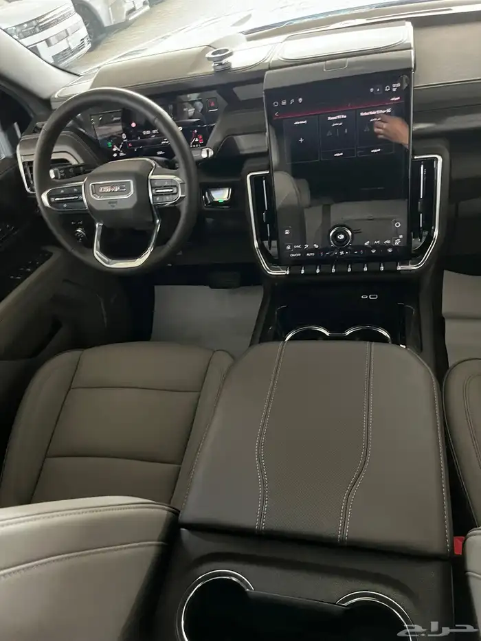 يوكن 2025 الفيشن ممشى قليل الجميح 42