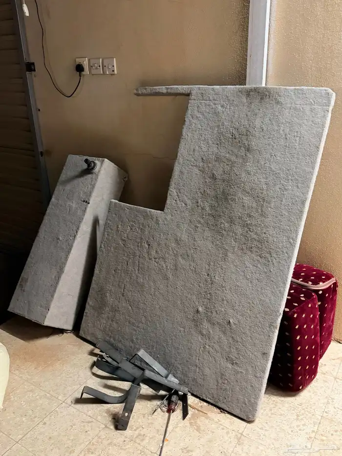 للبيع طبق وتانكي ثابت بدون رجلين جيب ربع 0