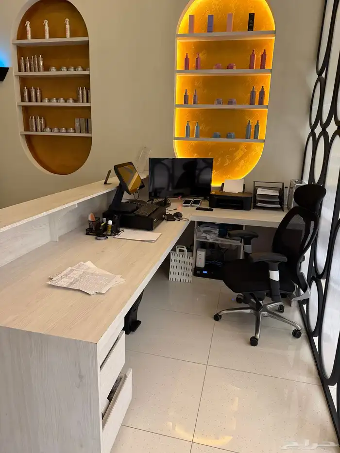 للتقبيل صالون نسائي 19