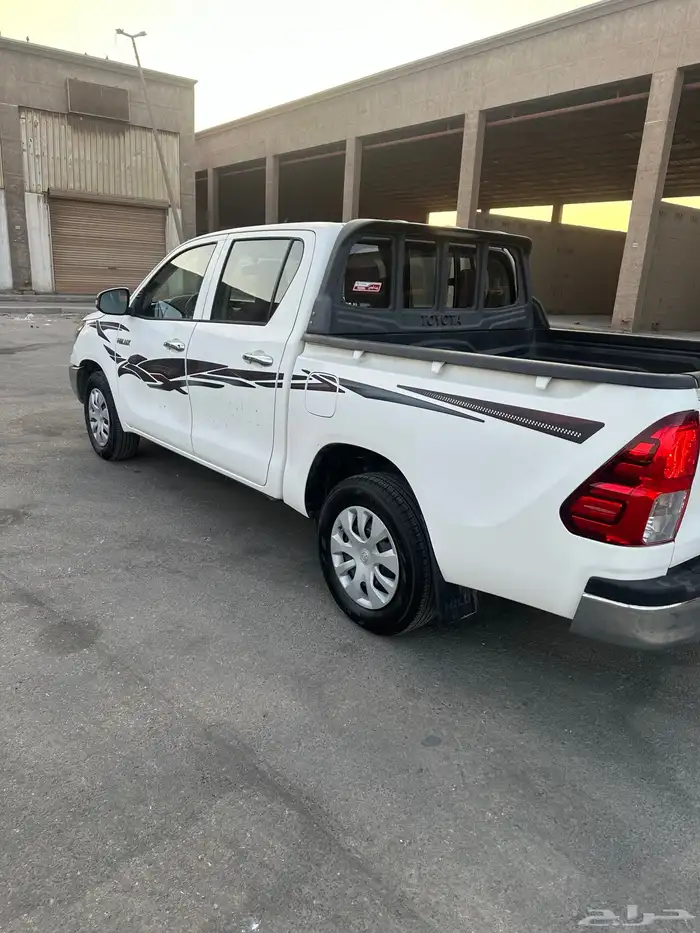 تويوتا هايلكس غمارتين 11