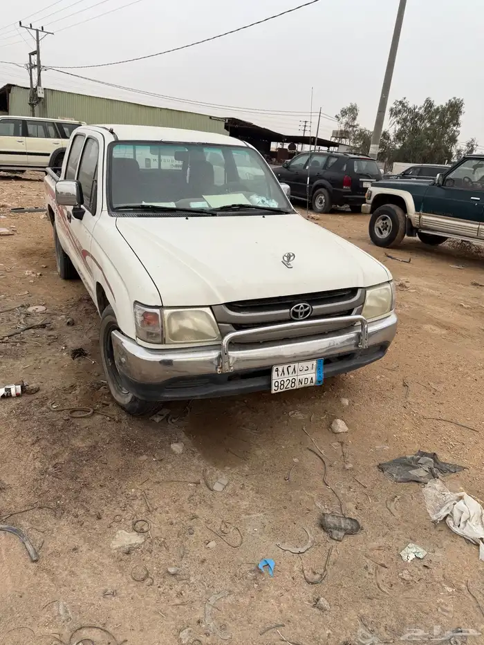 هايلوكس 2002 ديزل مخبطة للبيع 9