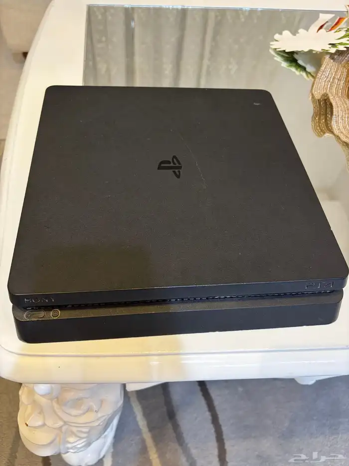 بلاي ستيشن4 سليم 0