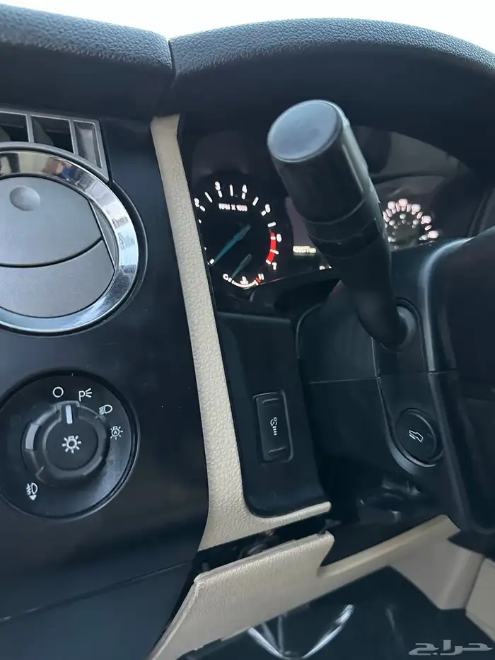 فورد اكسبيدشن دبل 2016 قصير 13