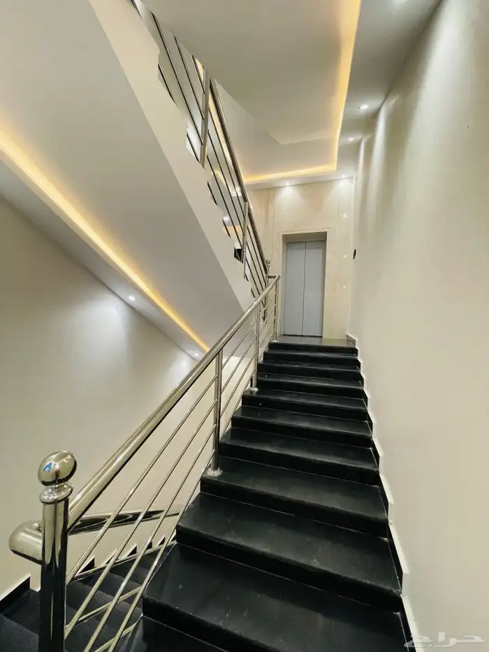 للبيع شقق تمليك علوي مع سطح بالخميس حي الإسكان بسعر 550 الف 7