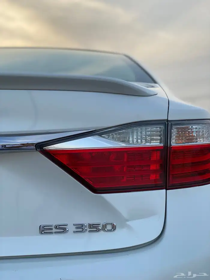 لكزس ES 350 سعودي فل كامل2015 4