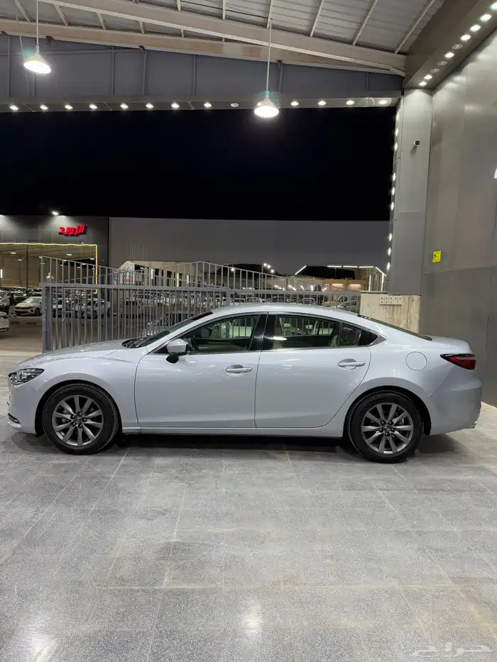 مازدا زوم 6 2020 فضي لدى معرض(عبيد الرشيدي) 18