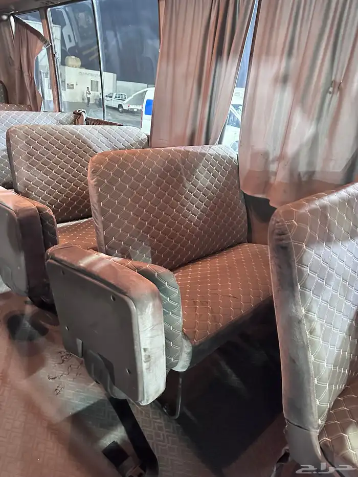 باص نيسان سيلفيان 2016 ديزل 30 راكب 30