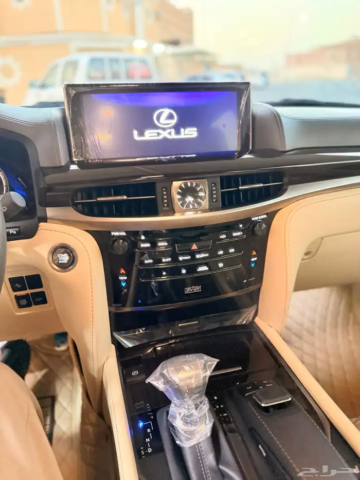 للبيع لكزس 2021 فل كامل 10
