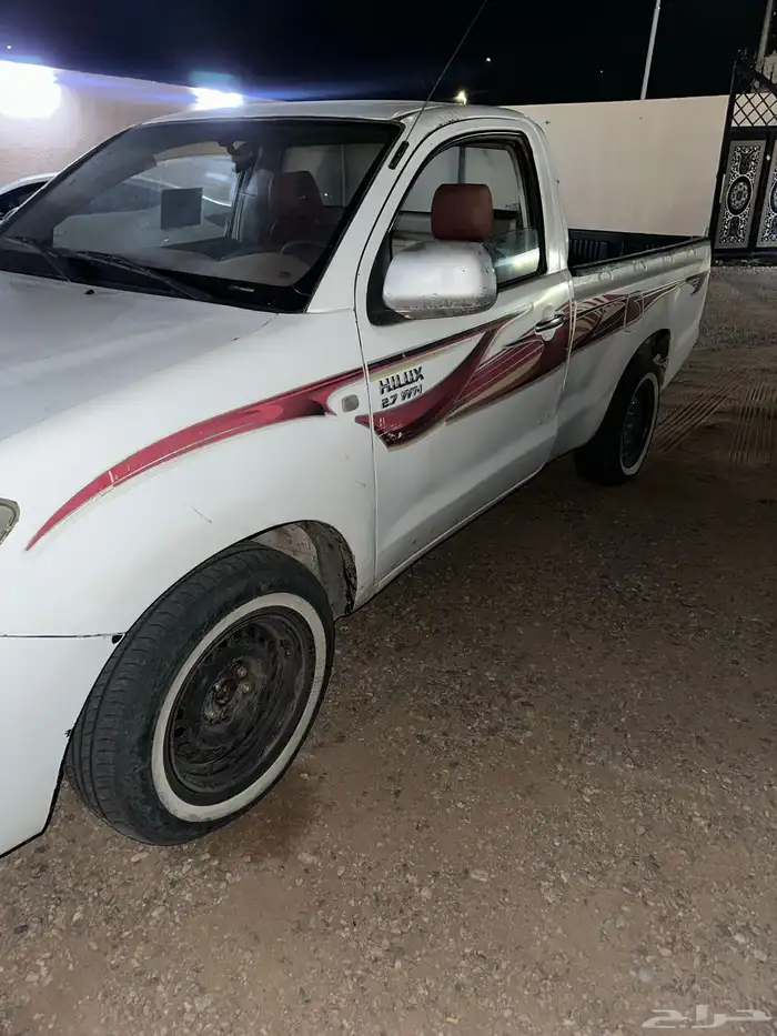 هايلوكس 2010 غماره قزاز كهرب فل كامل البيع مستعجل 1