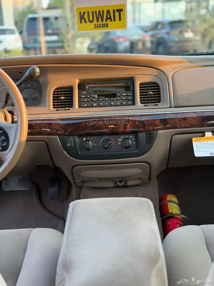 فورد جراند ماركيز مخزن ممشى 65 الف فقط 23