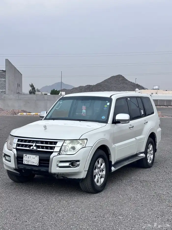 ميتسوبيشي باجيرو 2016 0