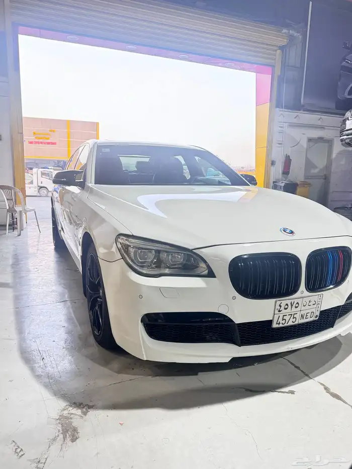 BMW 750 Kit M 2015 6
