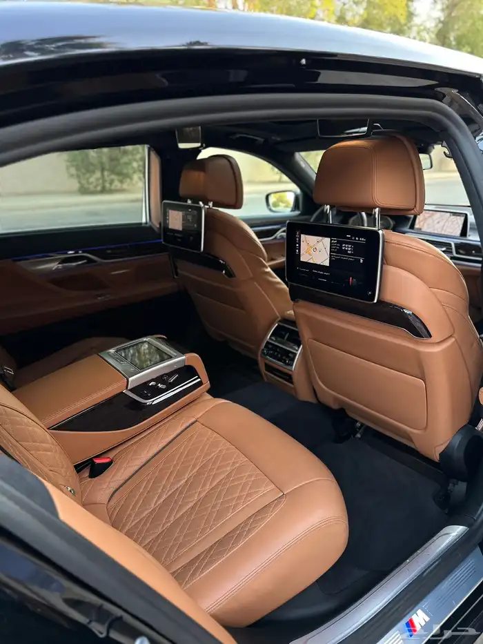 بي ام 740iL 2021 50