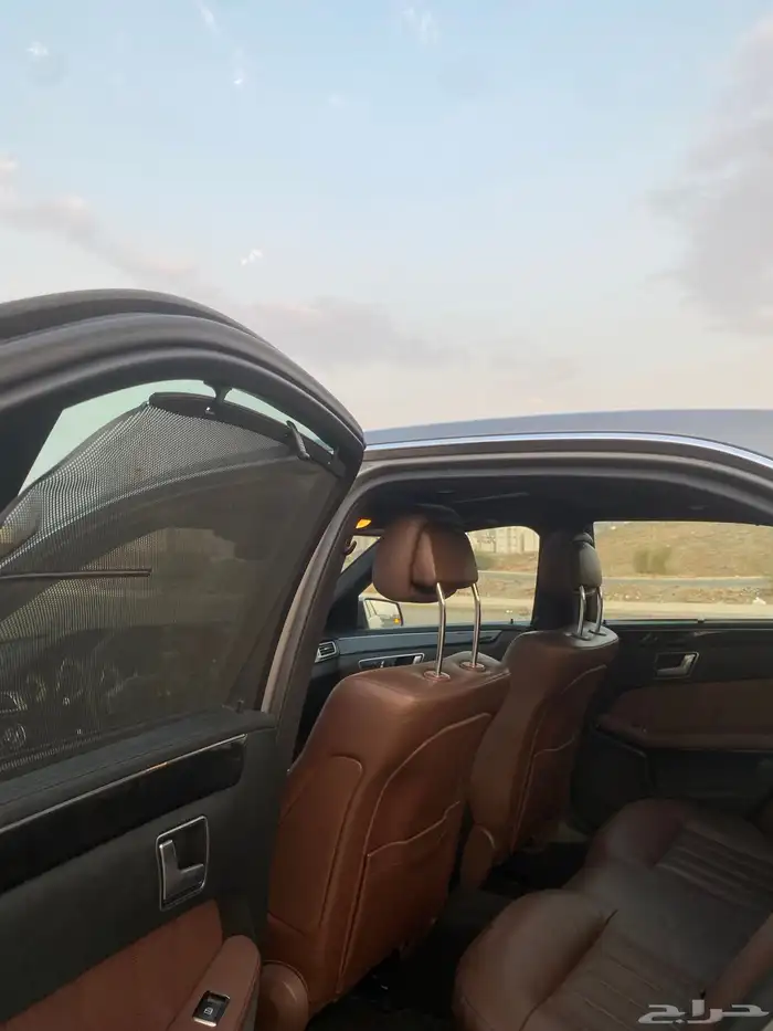 مرسيدس E300 9