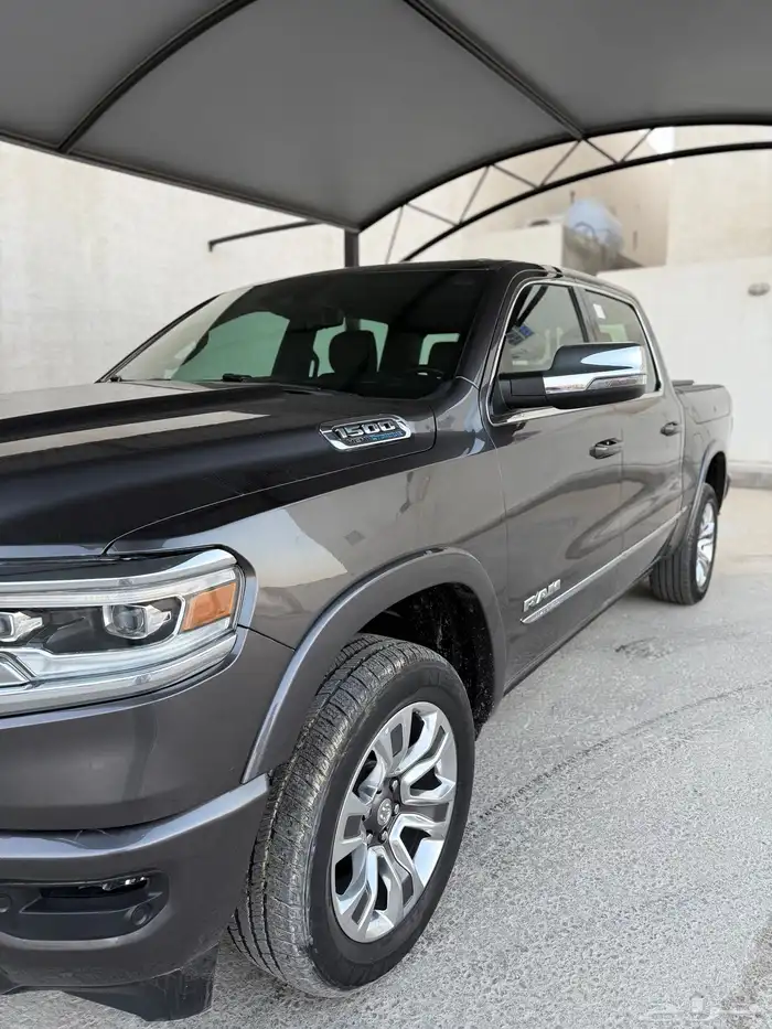 دوج رام 2023 ماشي 30 الف فل كامل 8 سلندر لمتد وكاله 8