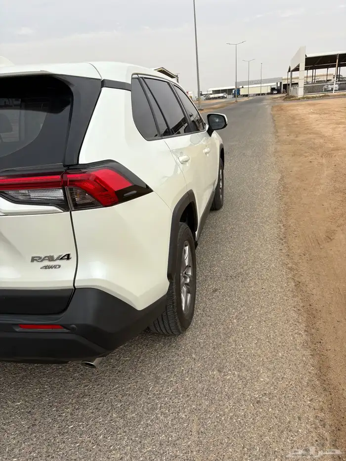 راف فور 2022 دبل للبيع 4