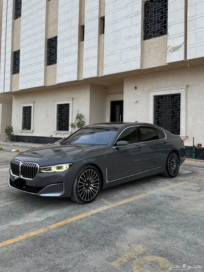 بي ام 730 فل كامل 10