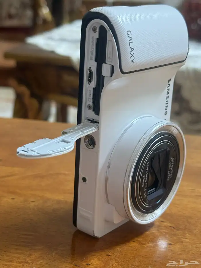 سامسونج جالكسي كاميرا 21X زوم 10