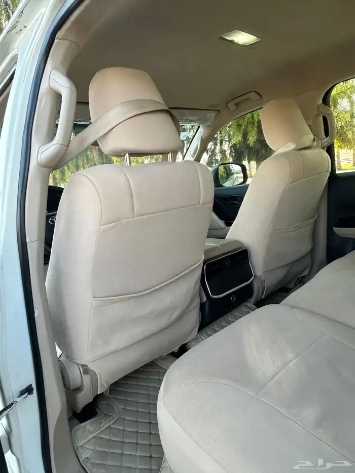 تويوتا لاندكروزر GXR ديزل 2022 14