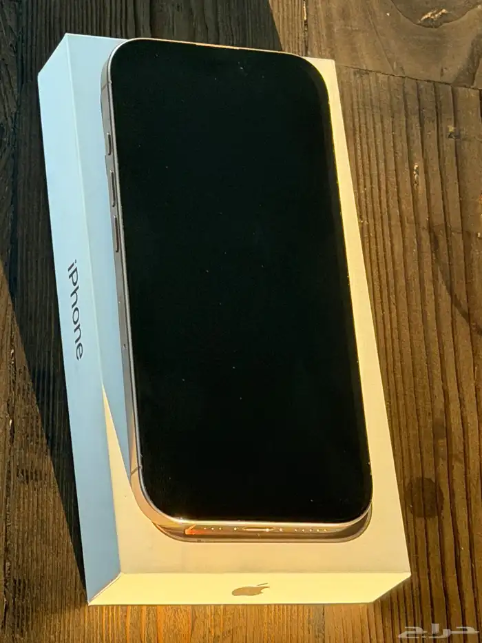 ايفون 16 برو 256 جيجا 3