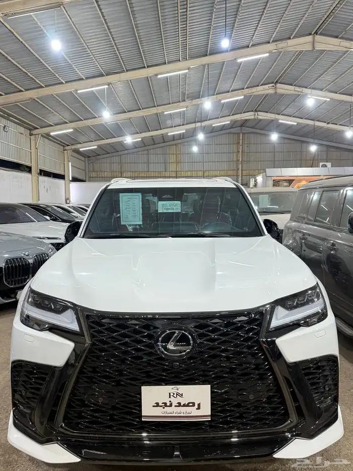 لكزس LX600 2025 عداد جديد أف سبورت 0