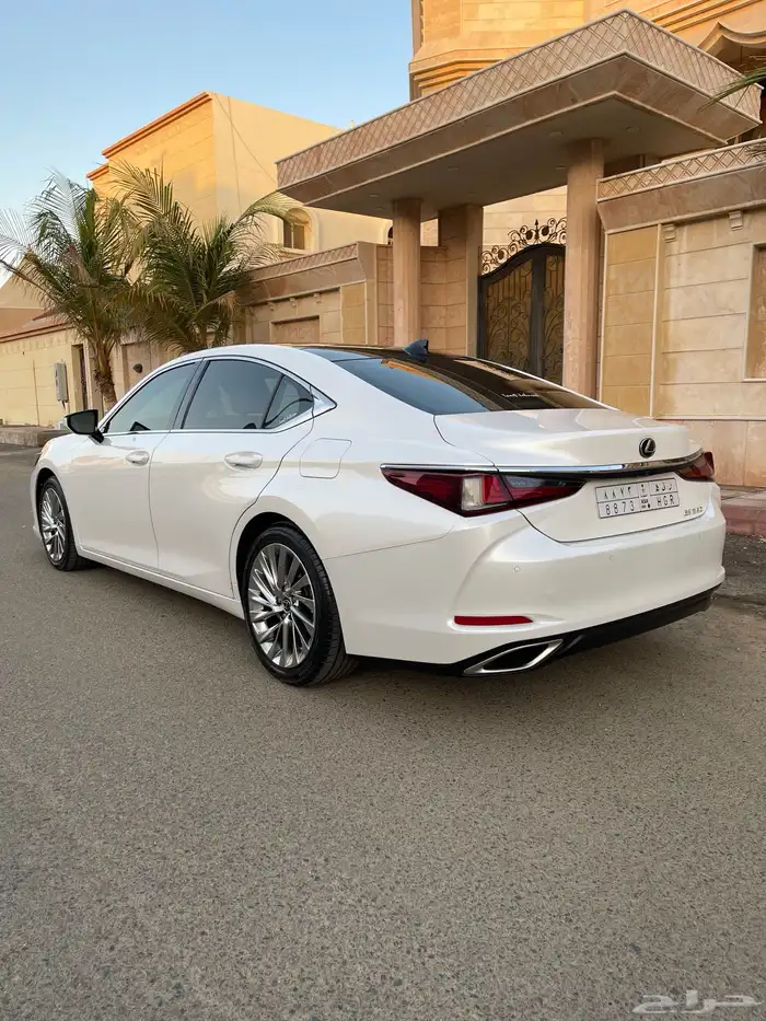 لكزس 2019 ES350 DD ممشى قليل 2