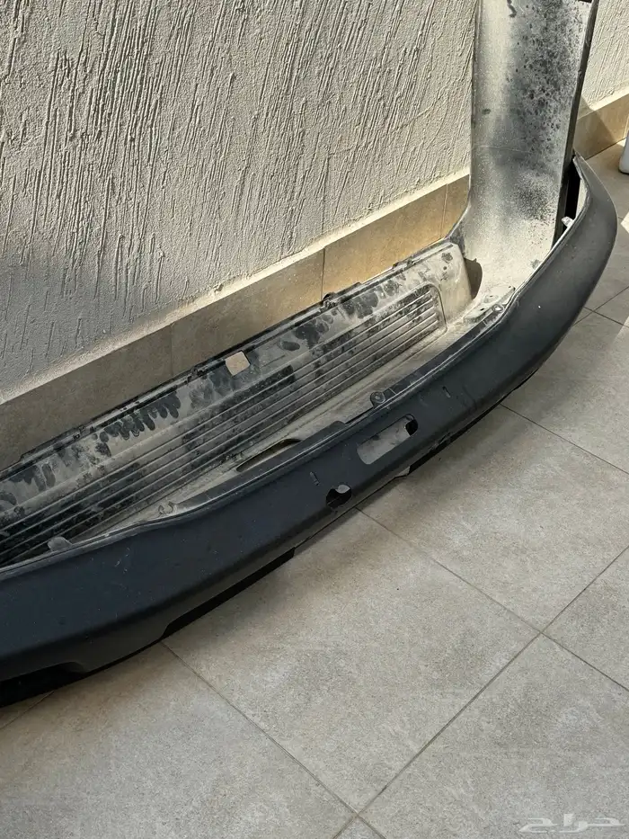 للبيع صدام امامي وخلفي للاند كروزر من98-2007   شبك 0