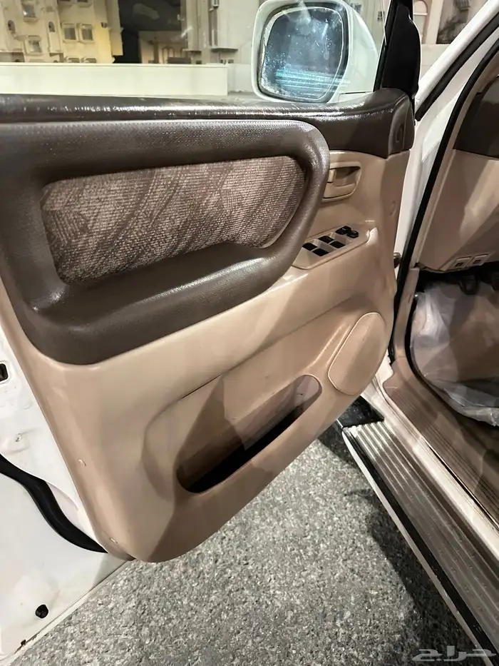 لاندكروزر 2001 نظيف جدا 17