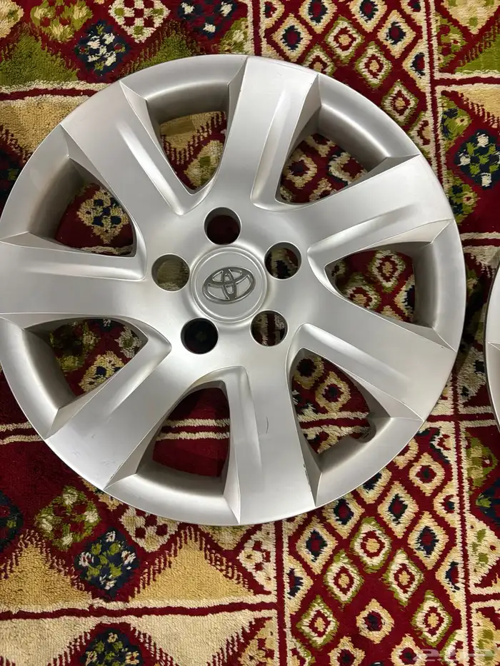 طيس كامري 2010 2011 ستاندر 3