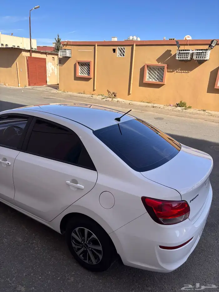 سيارة كيا بيجاس 2022 شبه جديد 4