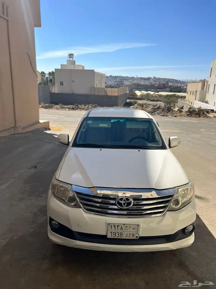 فورتشنر 2012 دبل للبيع أو بدل مع فورتشنر بدون دبل 2