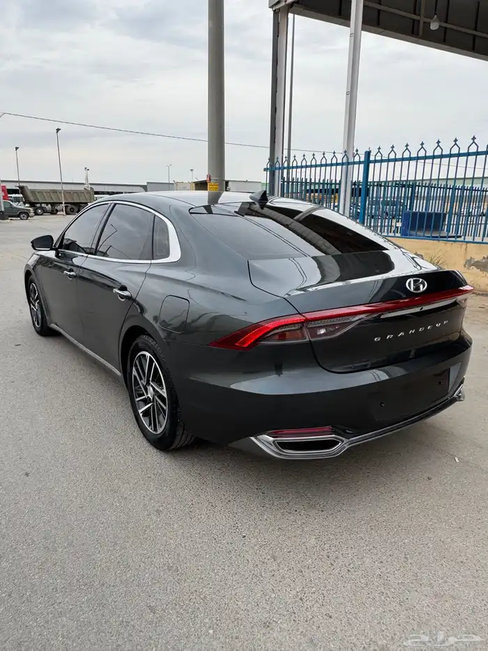 ازيرا 2020 بنزين 3