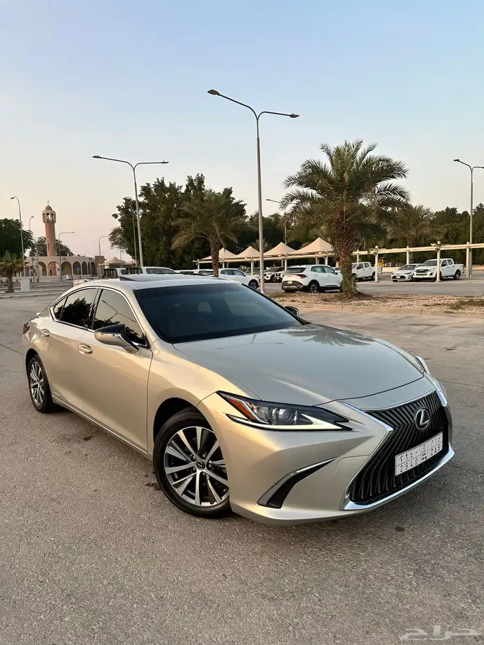 لكزس ES300h هايبرد موديل 2021 ( سعودي ) 53