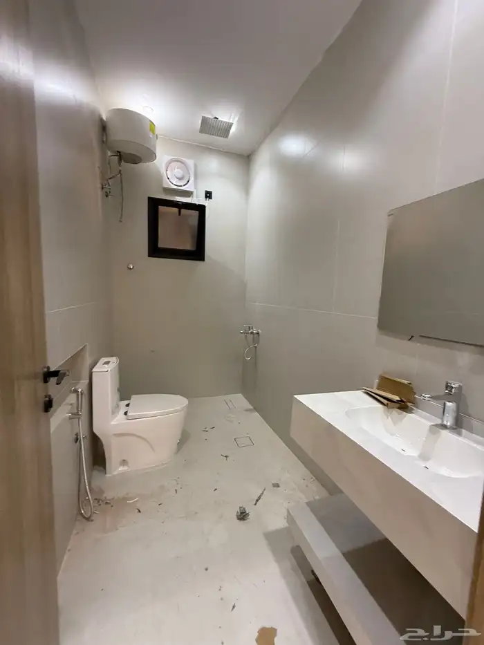 دور للبيع حي الشروق على اليمين 5 غرف فاخر شغل شخصي 18