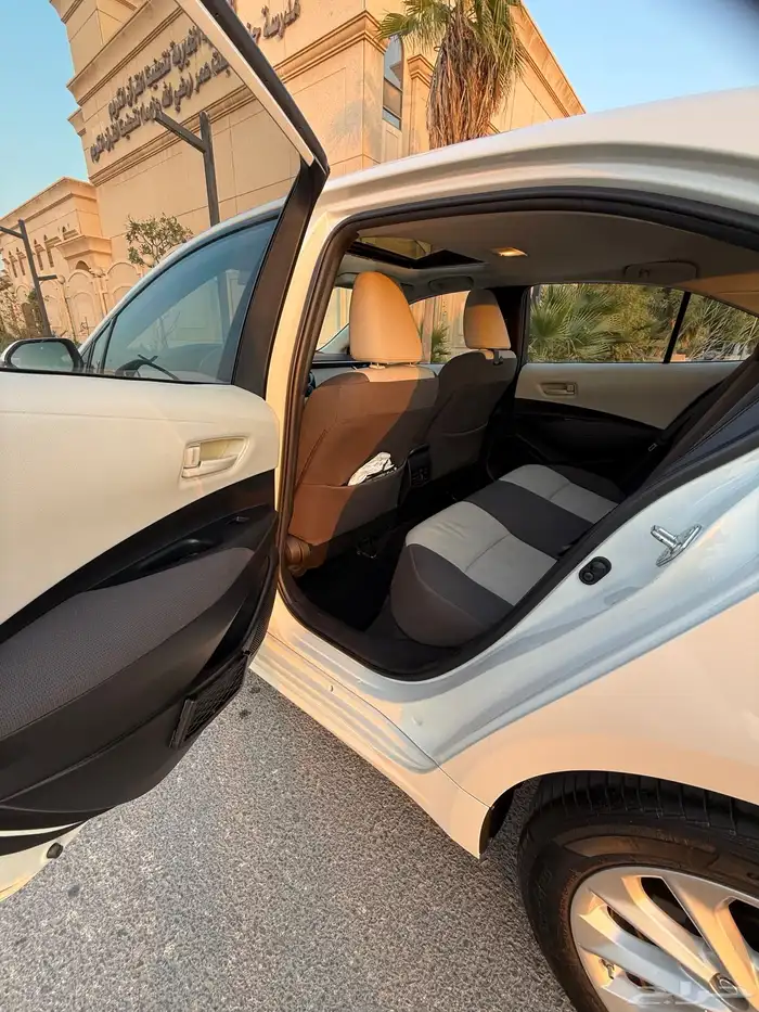 للبيع كورلا 2020 فتحة 2.0 مالك اول 13