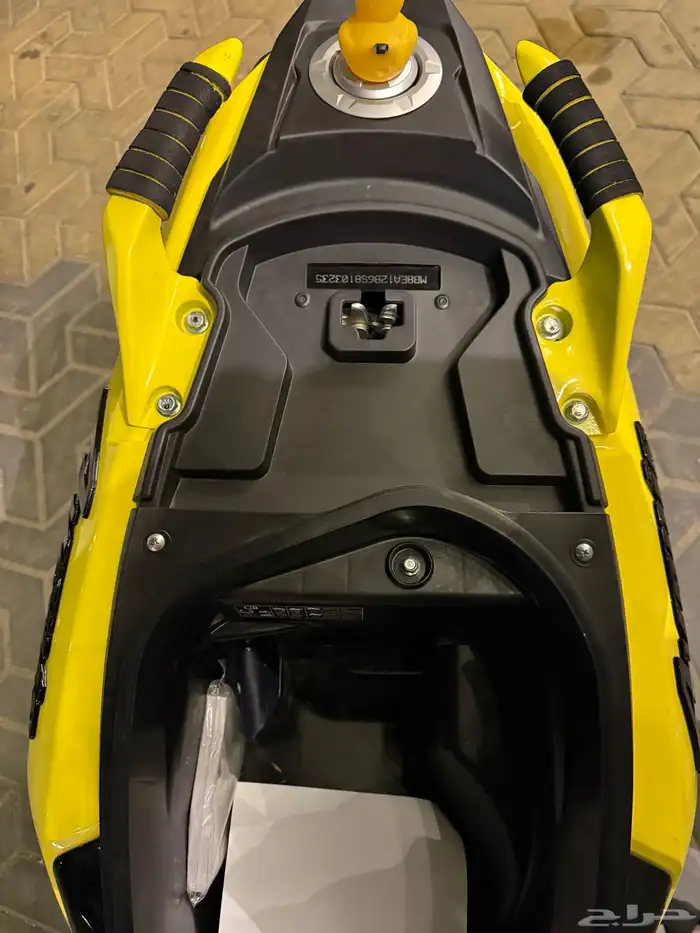 للبيع سزوكي أفنيوس 2025 اصفر الاصلي 2