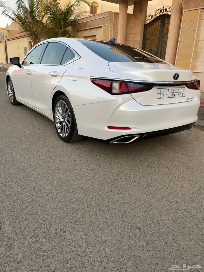 لكزس 2019 ES350 DD ممشى قليل 3