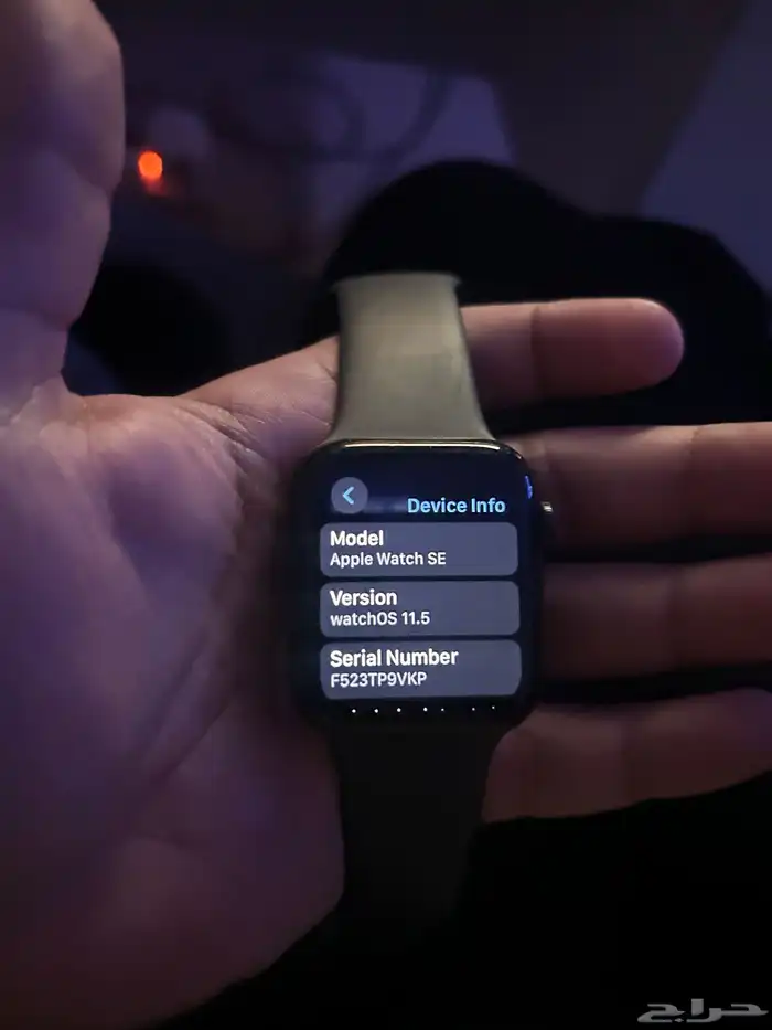 ساعة ابل se 0