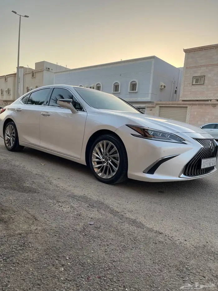 لكزس 2019 ES350 DD ممشى قليل 9