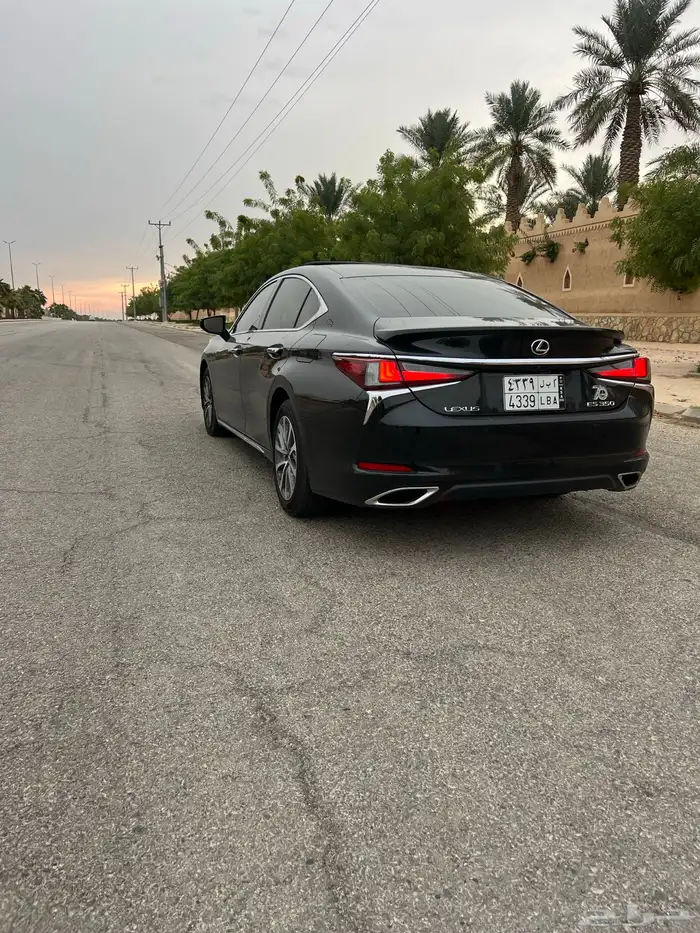 لكزس 350 موديل 2024 5