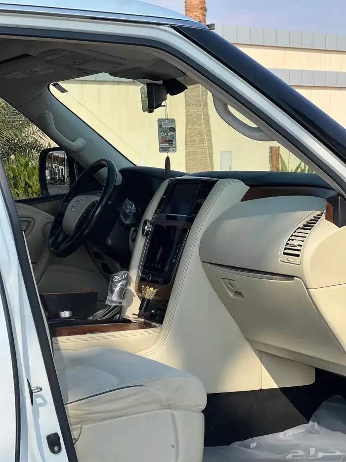 للبيع باترول 2020 SE 7