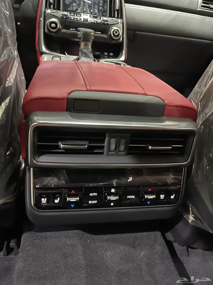 لكزس LX600 إف اسبورت سعودى جديد 2025 7