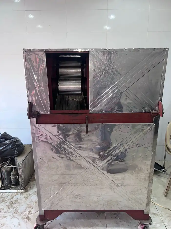 ماكينة عصير قصب وطولت ومغسل وكرس حباق جديد وفليزتجميد 6