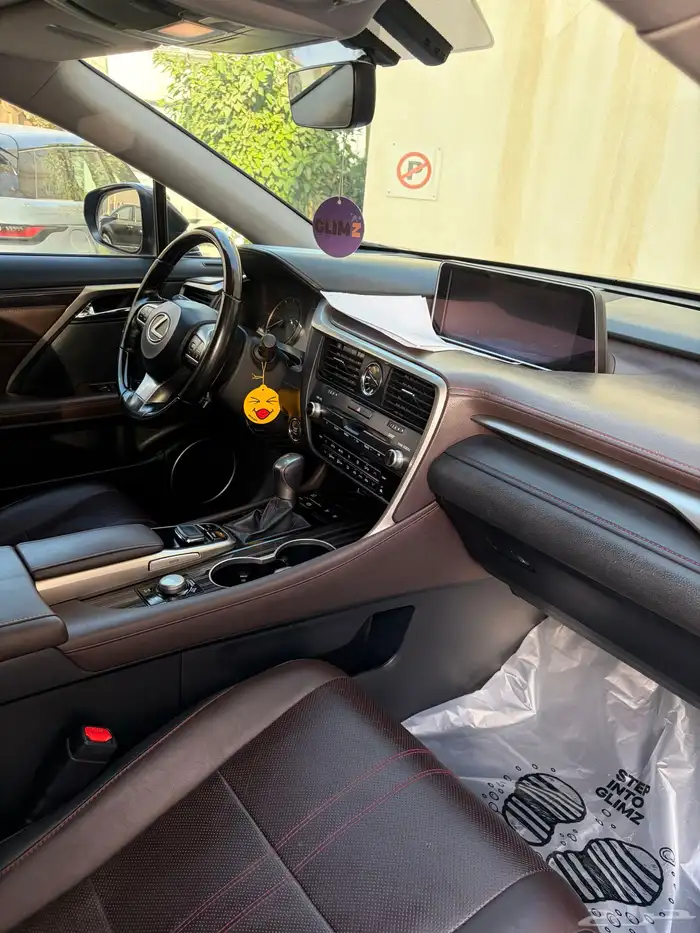 لكزس RX350 نظافة مطلقه ممشى قليل لون ملكي شد بلد 36