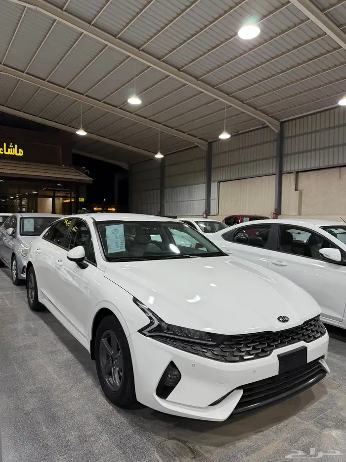 كيا K5 ستاندر 2021 لدى معرض(عبيد الرشيدي) 1