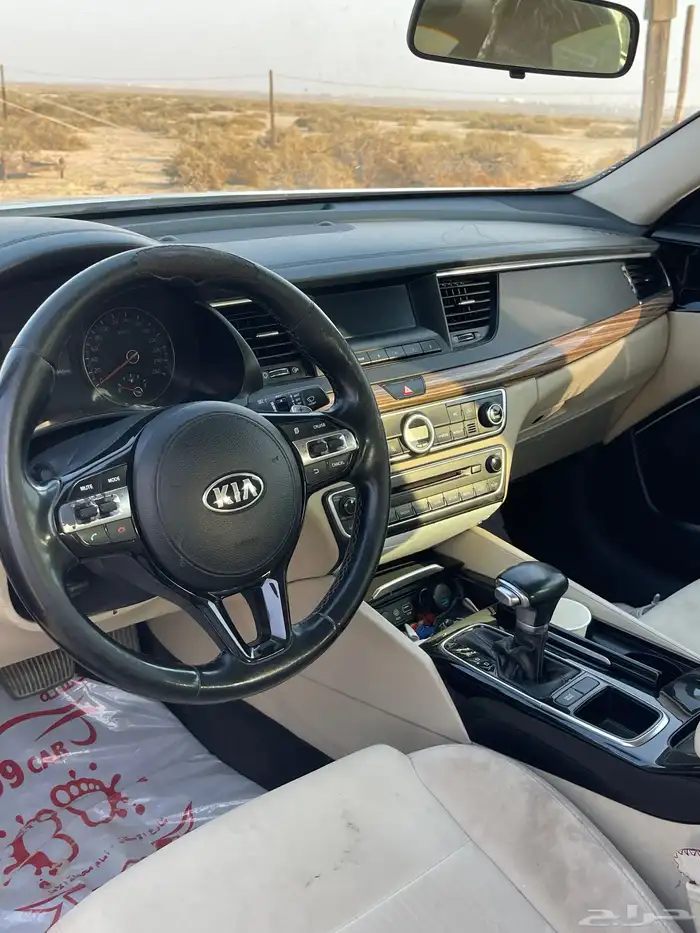 كيا كادنزا 4