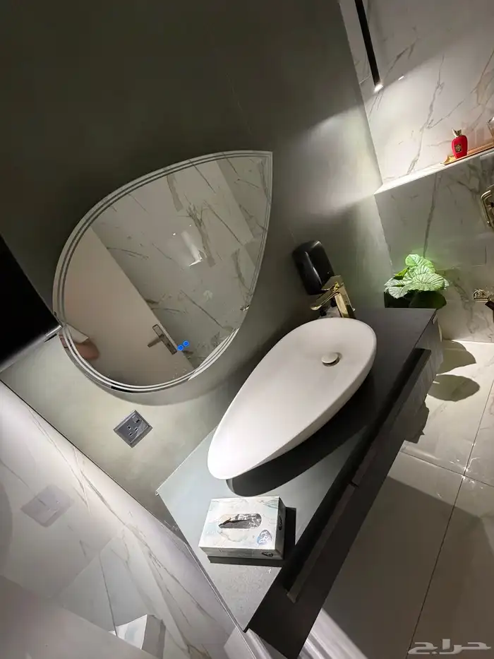 للتقبيل صالون نسائي 31