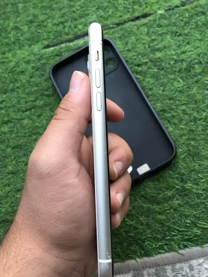 ايفون 11 للبدل او البيع نضيف شرط 3