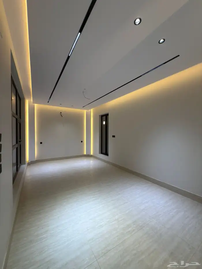 للبيع فلل مودرن دورين وملحق بتصميم عصري طريق المحاله 16