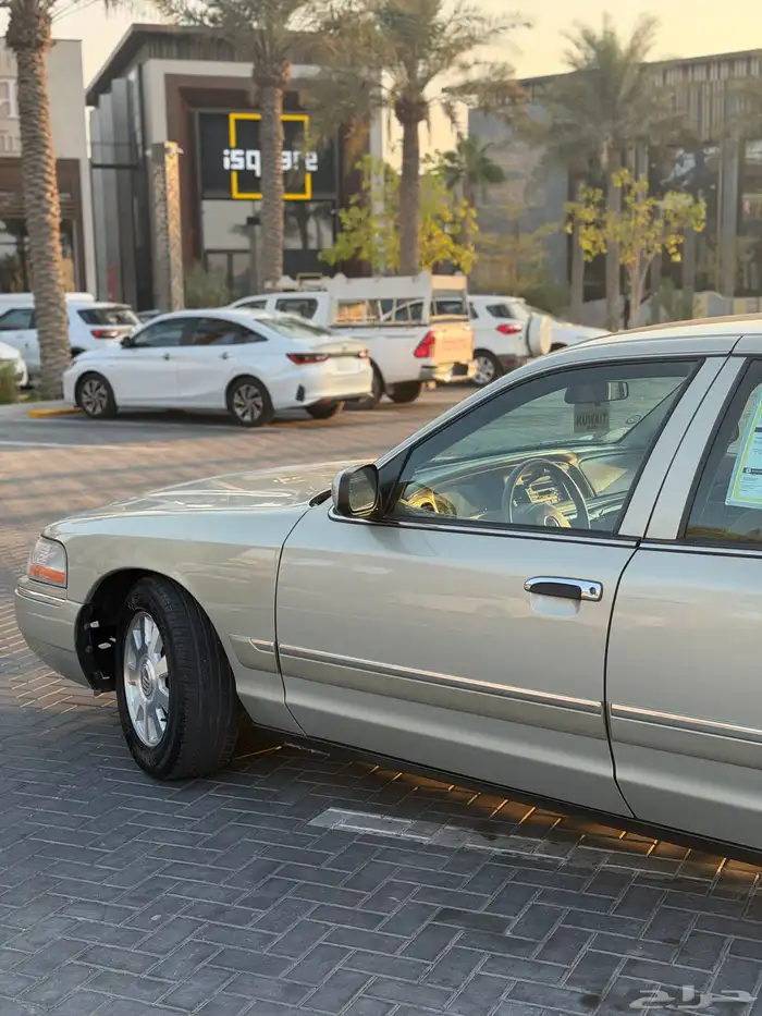 فورد جراند ماركيز مخزن ممشى 65 الف فقط 5